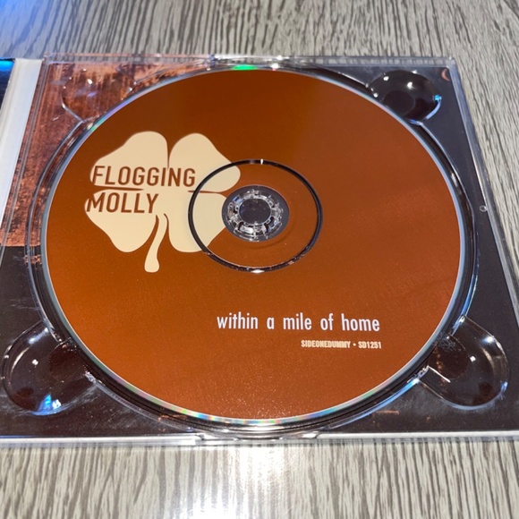 Flogging Molly - Within a Mile of Home CD - Picture 3 of 6